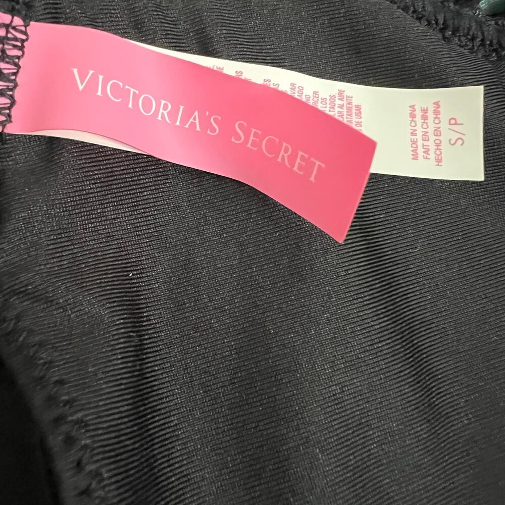 Victoria’s Secret black bikini top green crochet trim swim - Picture 5 of 5